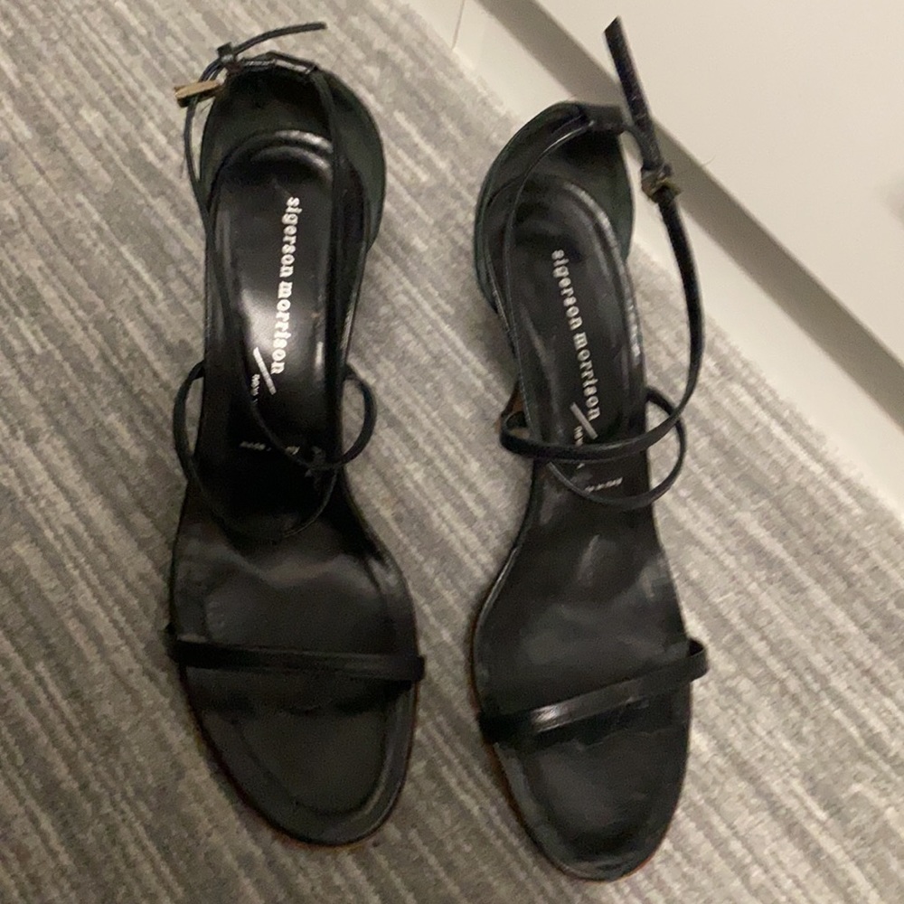 Sandals - Picture 2 of 2